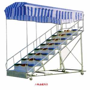 終點(diǎn)裁判臺