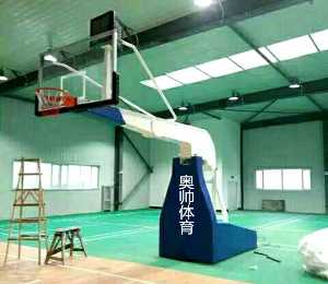 可移動(dòng)、液壓折疊升降電動(dòng)液壓籃球架批發(fā)