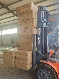 體育器材之鋁合金休閑椅鋁合金防護(hù)棚發(fā)貨